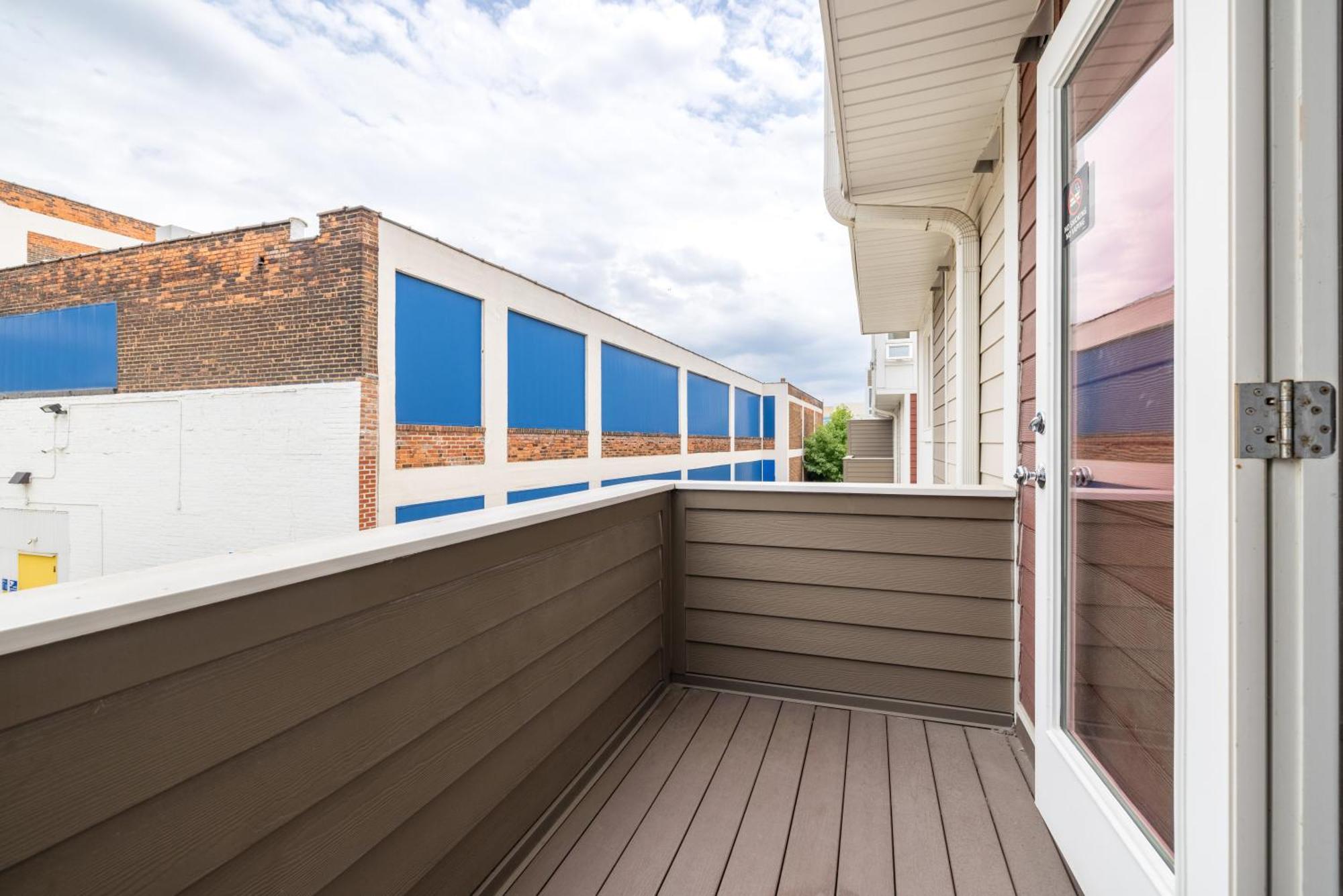 Luxury Downtown Townhome Unit 7 Cleveland Exteriör bild